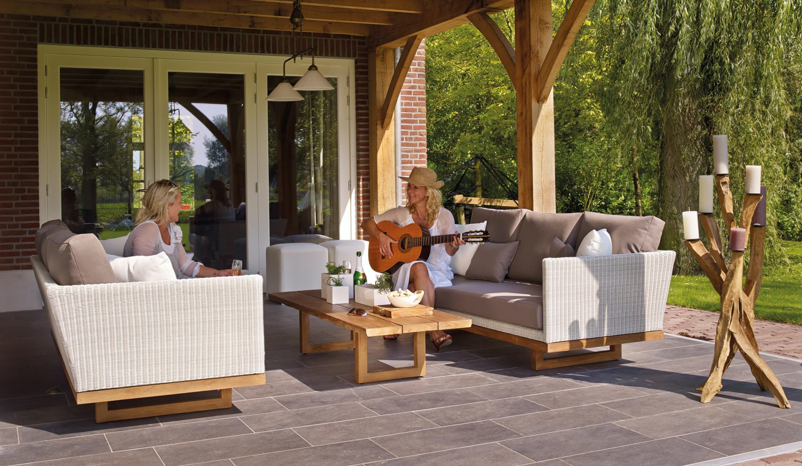 Sfeervolle verlichting: onmisbaar voor in je tuin!